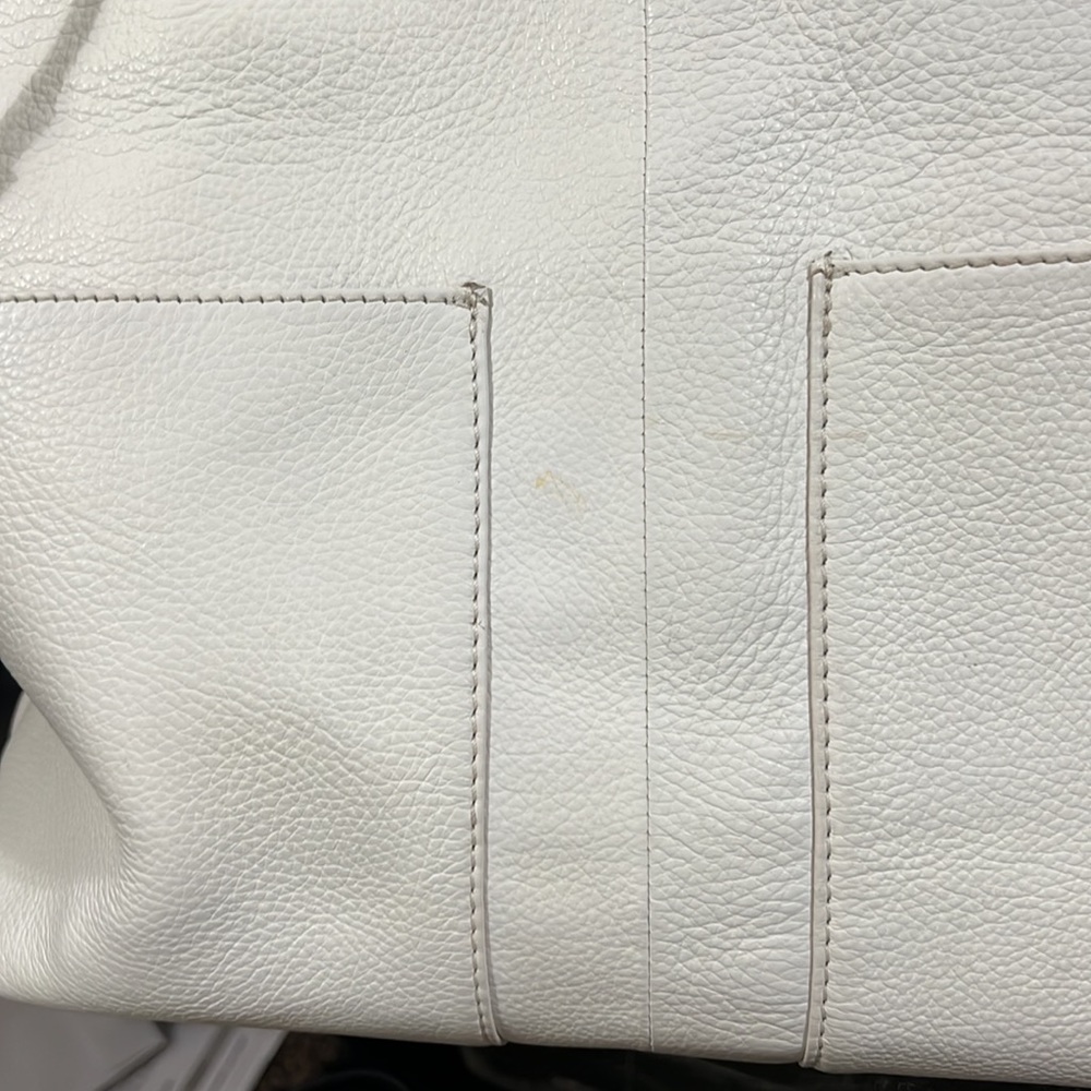 Tahari white leather bag - Picture 12 of 16